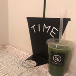 マミー＆マミー - この丸のところへ置いて写真を撮ってインスタに載せたりするらしい。