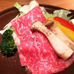 Shabushabu Nihon Ryouri Kisoji - 牛肉の陶板焼き