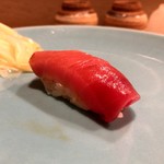 うを徳 - 境港 中とろ（握り）