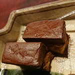 りょうりや 御旅屋 - 干柿のガトーショコラ