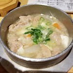 Hakkaigushi - 塩もつ煮豆腐　650円