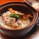 Uotorasenryou - のどぐろのアラ出汁で炊いた土鍋ご飯（≧∇≦）