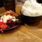 豚骨ラーメンとまぜそば 池めん - 無料サービス