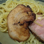 煮干し中華そば 一剣 - このあぶりが一番好き