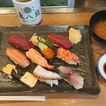 亀八鮨 - ランチにぎり￥980-