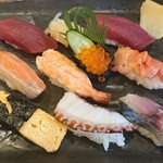 亀八鮨 - ランチにぎり