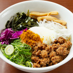 RAMEN 風見鶏 - 愛知県カレーらーめんコンテストにて、数十店舗の中から、見事準優勝の実力の商品。