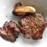 六甲山サイレンスリゾート グリル - 但馬ビーフのロースとヒレ・鶏肉？