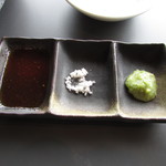 六甲山サイレンスリゾート グリル - 焼肉のタレ・塩・わさび