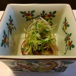 割烹 新多久 - 御造里…めじ鮪 夏野菜のびるしょうゆ