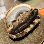 神楽坂 鉄板焼 中むら - 房州千倉産黒鮑15cm超