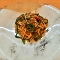 Ristorante 迫 - 手打ちのキタッラを使ったパスタに、稚鮎のコンフィを丸ごと崩して使ったソースがからむ！