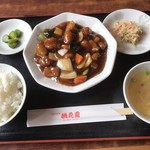 Toukaen - 酢豚定食＝６８０円
                        
