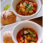 SOL - 豆料理
ひよこ豆とキャベツのオリーブ風味
&
ノーザンビーンと夏野菜の煮込み