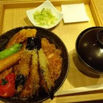 タレカツ - 野菜かつ丼