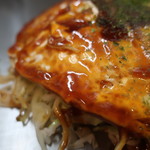 お好み焼き 鉄板焼 えんまる - 肉玉そば(アップ)