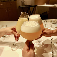 レストランエール - 乾杯はビールにしました！ワイングラスで提供、品ある白ビール