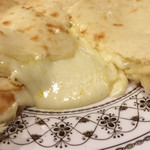 アクバル - チーズ大量