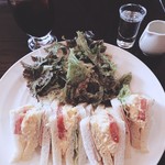 カフェ BAMBOOHOUSE - サンドイッチモーニング(税込¥702)