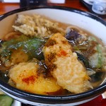 Houjou - 野菜天ぷらうどん。