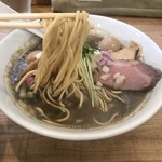 The Noodles & Saloon Kiriya - Niboshi_soba(bitter) ＋ウズラ
      
      麺リフトアップ