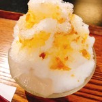 寧楽菓子司 中西与三郎 - ならまち氷〜梅蜜みぞれ〜わらび餅トッピング！
