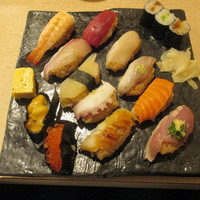 豊鮨 - にぎり12かん