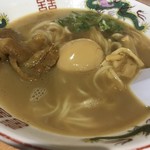 徳島ラーメン　麺八 - 