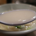 お肉屋 けいすけ 三男坊 - 〆の牛骨ラーメン