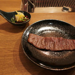 お肉屋 けいすけ 三男坊 - 高森和牛の一枚焼き