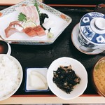 魚安食堂 - 刺身定食 １０６０円