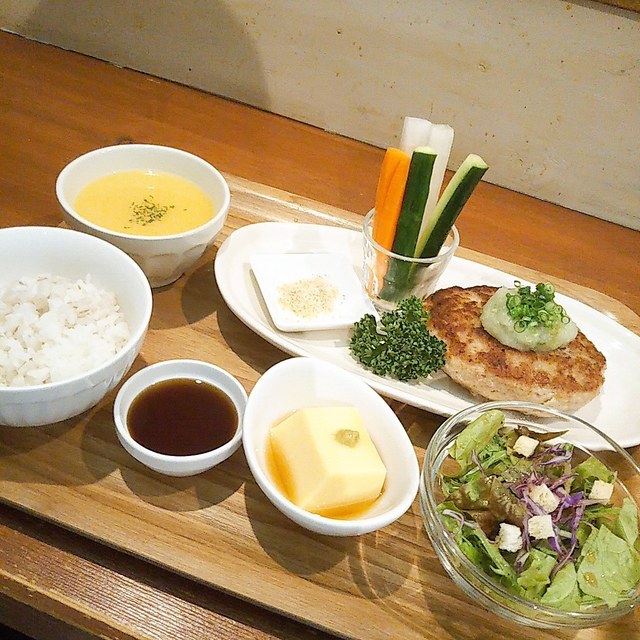 イロリ Natural Dining Irori 北長瀬 カフェ 食べログ