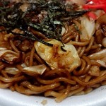 とまと - 焼きそば側のアップ