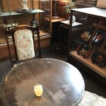 みすゞ飴本舗 飯島商店 - レトロな空間で