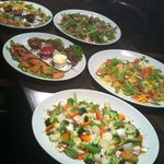 ごはんや - パーティー用の大皿メニュー。