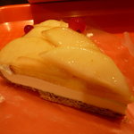 キル フェ ボン 名古屋 - 新潟県白根産ル・レクチェ（洋梨）のタルト