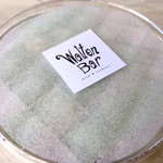 Walton Bar - こちらもマスター手作りのアブサン・ボンボン。