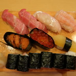 Kisshoutei Sushi Robata - 特上寿しの真上からバージョン