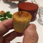 Grand rocher - コレもひと口でいっちゃいますよー