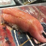 第三春美鮨 - シビマグロ　腹上二番　大トロ　熟成6日目　定置網　新潟県両津