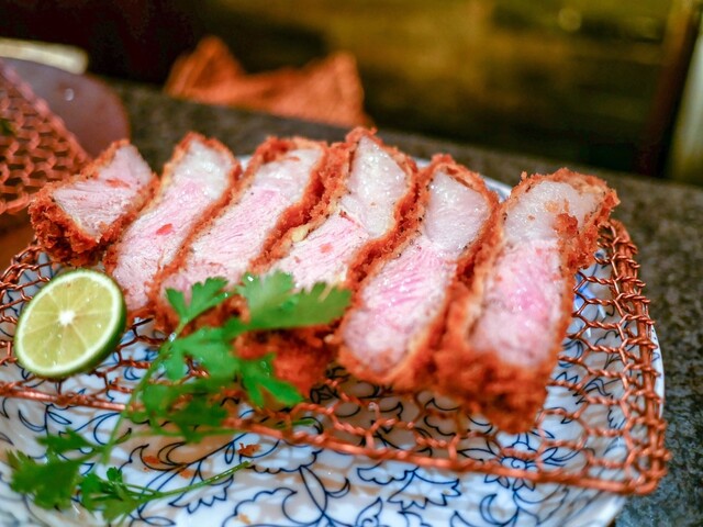 とんかつマンジェ>