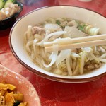 タイレストラン ロッディー - タイラーメン（クワイティアオ・センレック・ナームサイ。鶏だしスープに平打ち麺のラーメン）