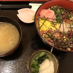 Totoya - 海鮮丼定食