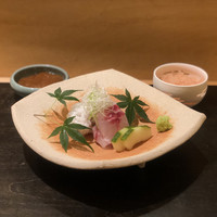 鮨 惣五郎 - お造り(鱧の湯引き、イサキ)