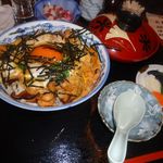 稲毛屋 - (1/13)紅ふじ鶏の親子丼玉子のせ
