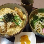 Shinshin An - サービスカツ丼 お味噌をうどんへ変更