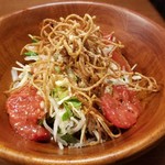 ビーダブリュー カフェ - パリパリ揚げ蕎麦サラダ