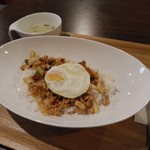 タイごはん サヌック - ガパオライス