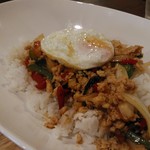 タイごはん サヌック - ガパオライス