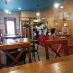 タイごはん サヌック - 店内(奥からパチリ)